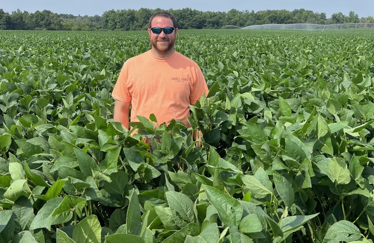 Young Farmer Breaks Soybean World Record With Stunning 206Bushel Yield